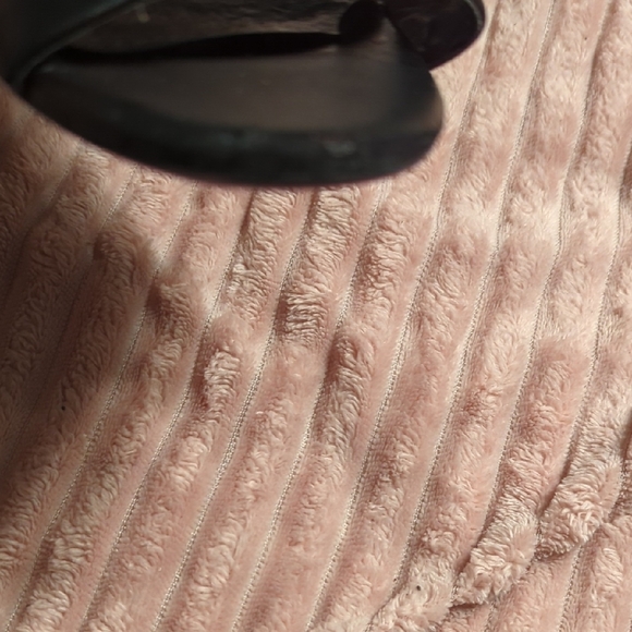 Michael Kors Black Sandals with Silver Logo - Picture 9 of 10